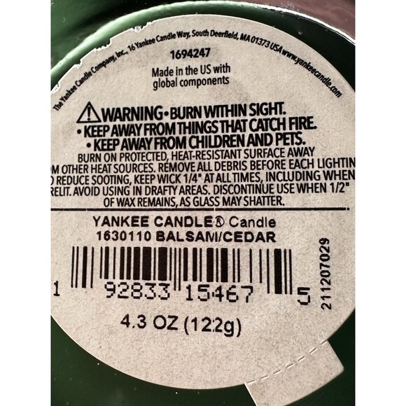 Yankee Candle Balsam and Cedar 4.3 oz Small Tumbler Lid Base Christmas Scent - Picture 7 of 9